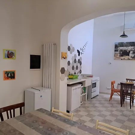 A Casa Di Lu ホームステイ ミネルヴィーノ・ディ・レッチェ
