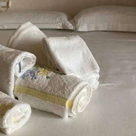 A Casa Di Lu בית אירוח מינרווינו די ל'צה